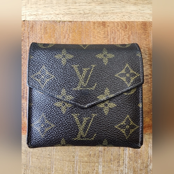 🔥Louis Vuitton compact wallet🔥 - Picture 2 of 16